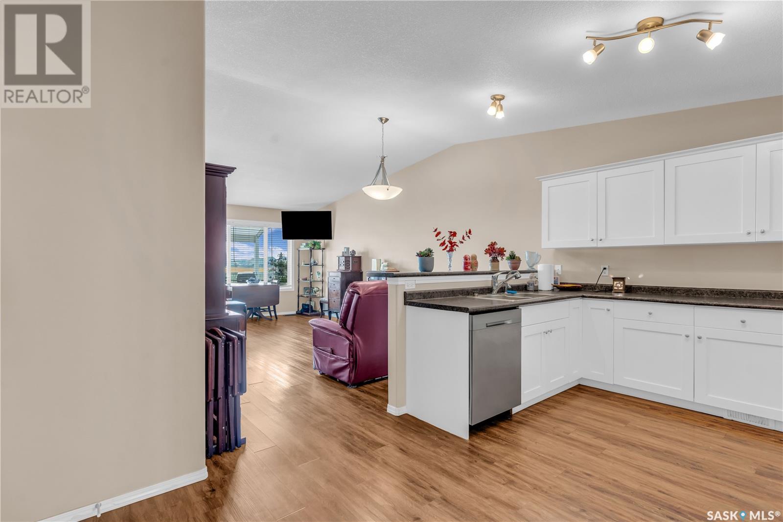 Property at 28 2751 Windsor Park ROAD image 5