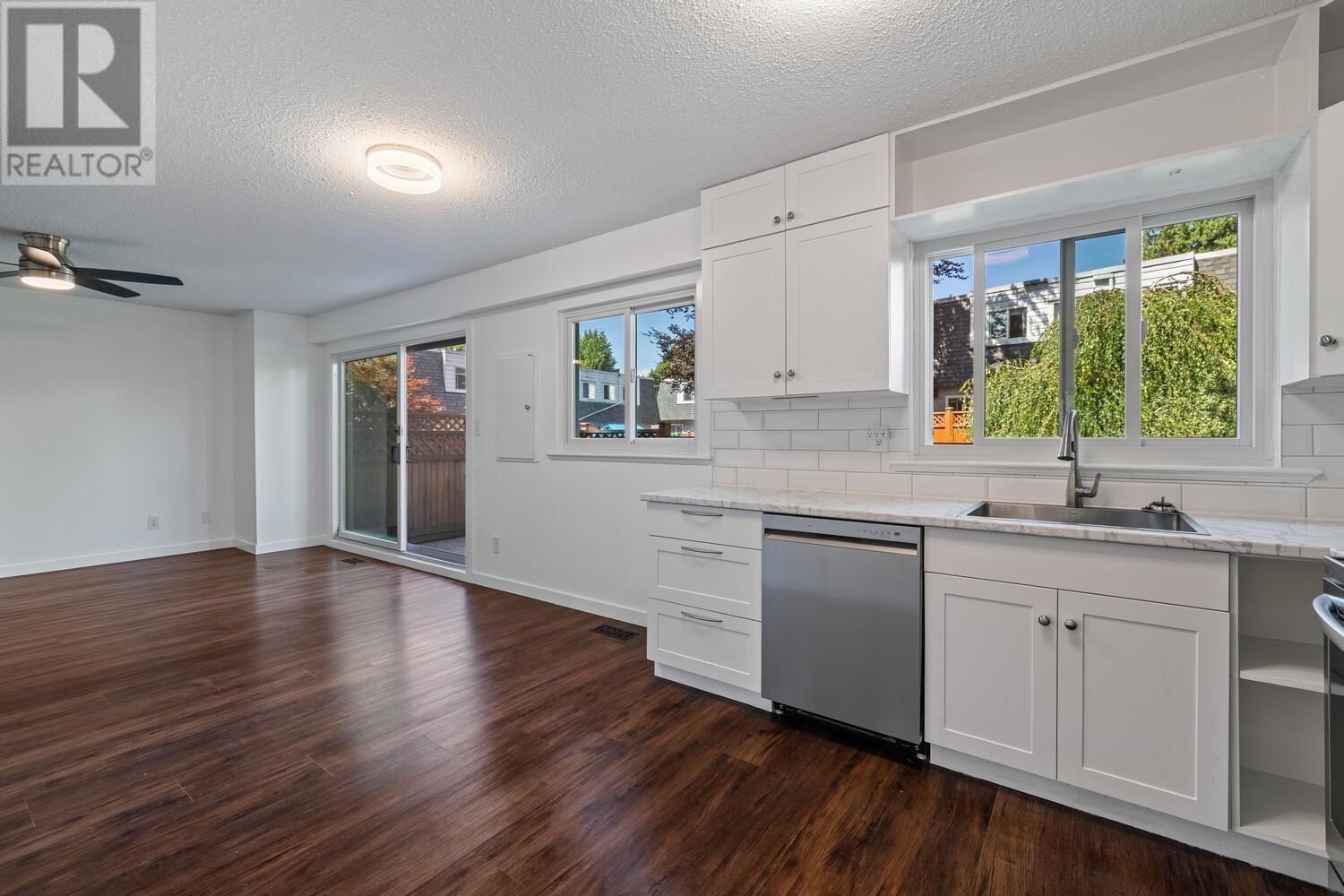 Property at 45 21555 DEWDNEY TRUNK ROAD image 3