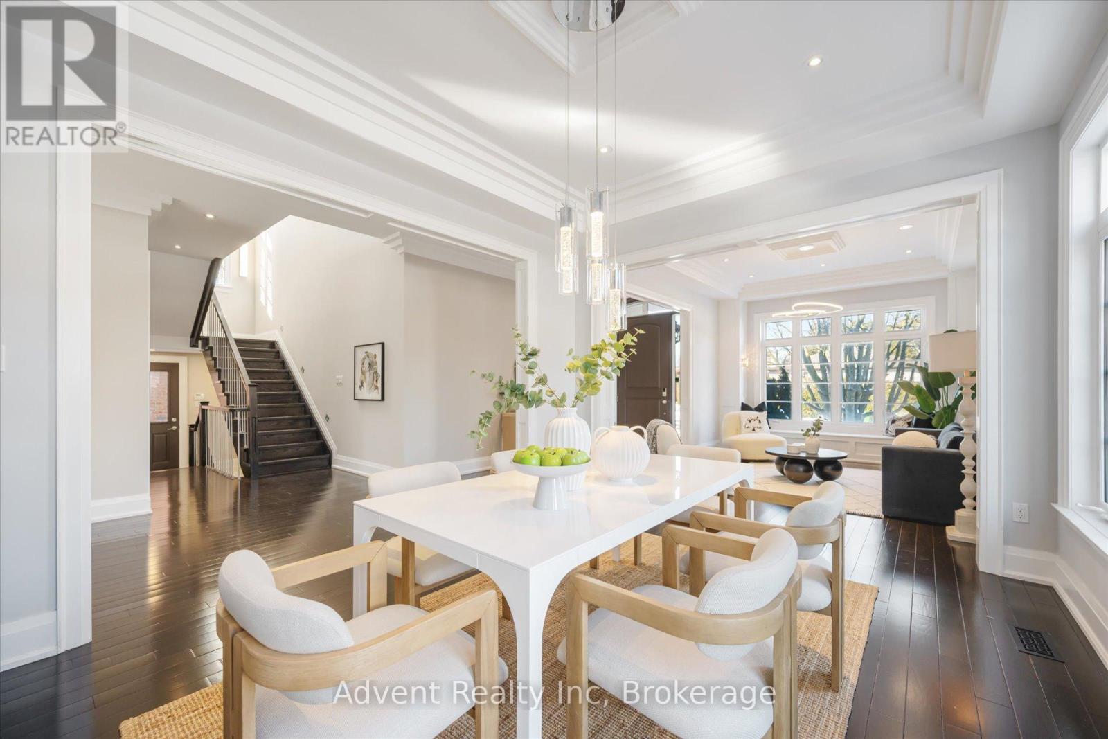 141 Connaught Avenue, Toronto, Ontario  M2M 1H3 - Photo 9 - C12313269