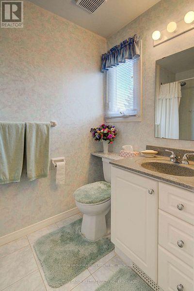 681 Rivermeade Avenue, Kingston (East Gardiners Rd), Ontario  K7M 7Z7 - Photo 11 - X12320202