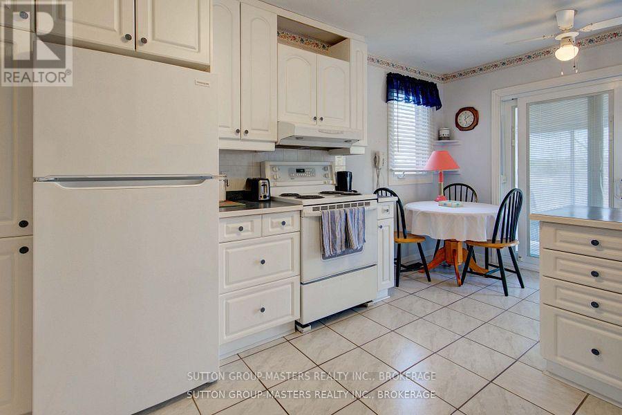 681 Rivermeade Avenue, Kingston (East Gardiners Rd), Ontario  K7M 7Z7 - Photo 25 - X12320202