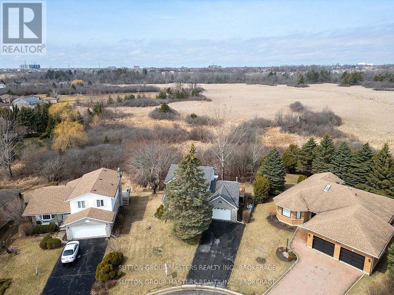Property at 681 RIVERMEADE AVENUE image 5