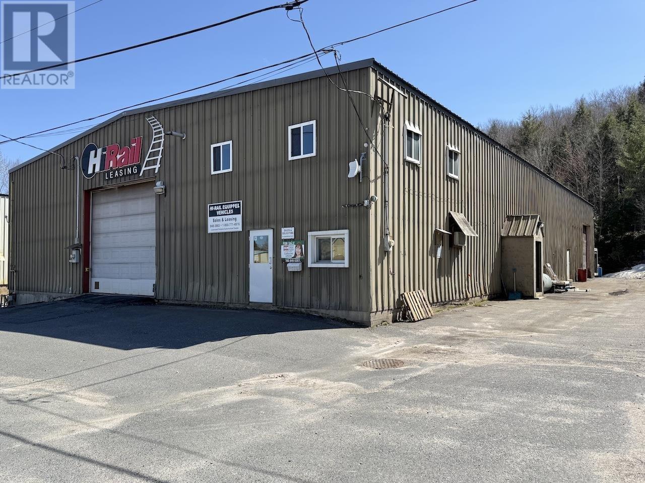 37 Perini RD, Elliot Lake, Ontario