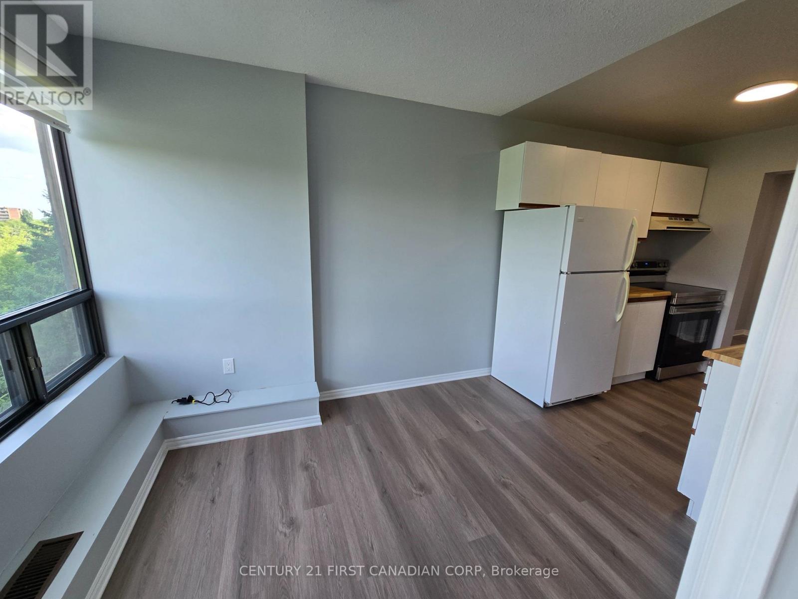 501 - 1600 Adelaide Street N, London North, Ontario  N5X 3H6 - Photo 6 - X12320235