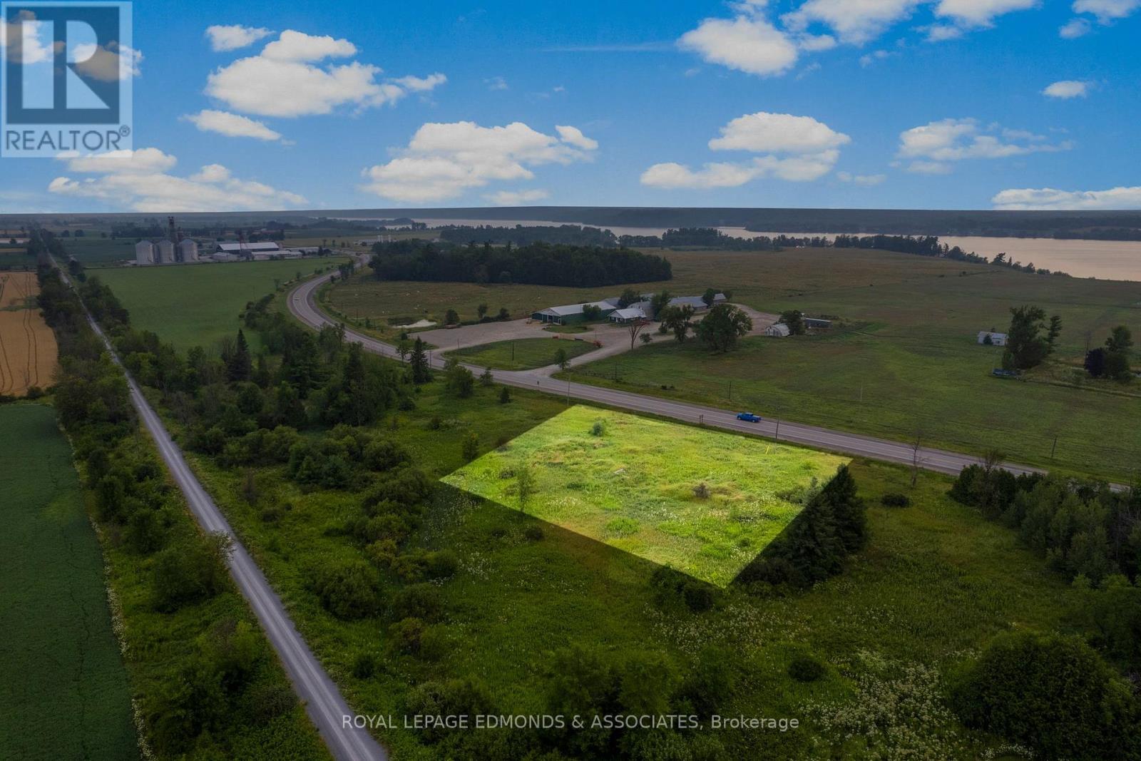 00 Highway 17, Whitewater Region, Ontario  K0J 1K0 - Photo 1 - X12320278