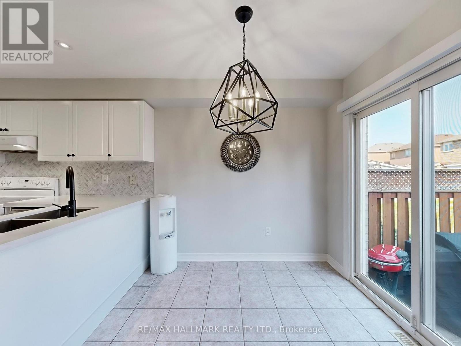 22 Laura Sabrina Drive, Vaughan, Ontario  L4H 1M6 - Photo 15 - N12320143