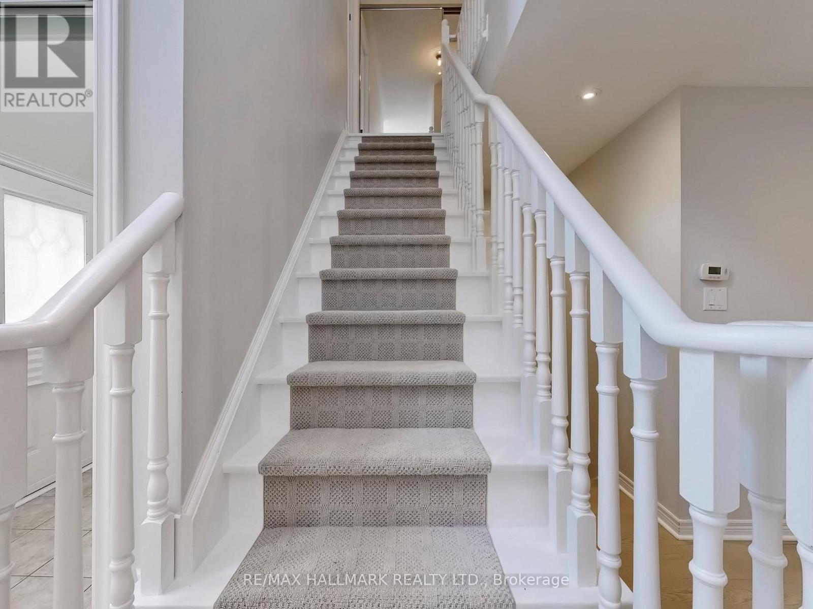 22 Laura Sabrina Drive, Vaughan, Ontario  L4H 1M6 - Photo 17 - N12320143