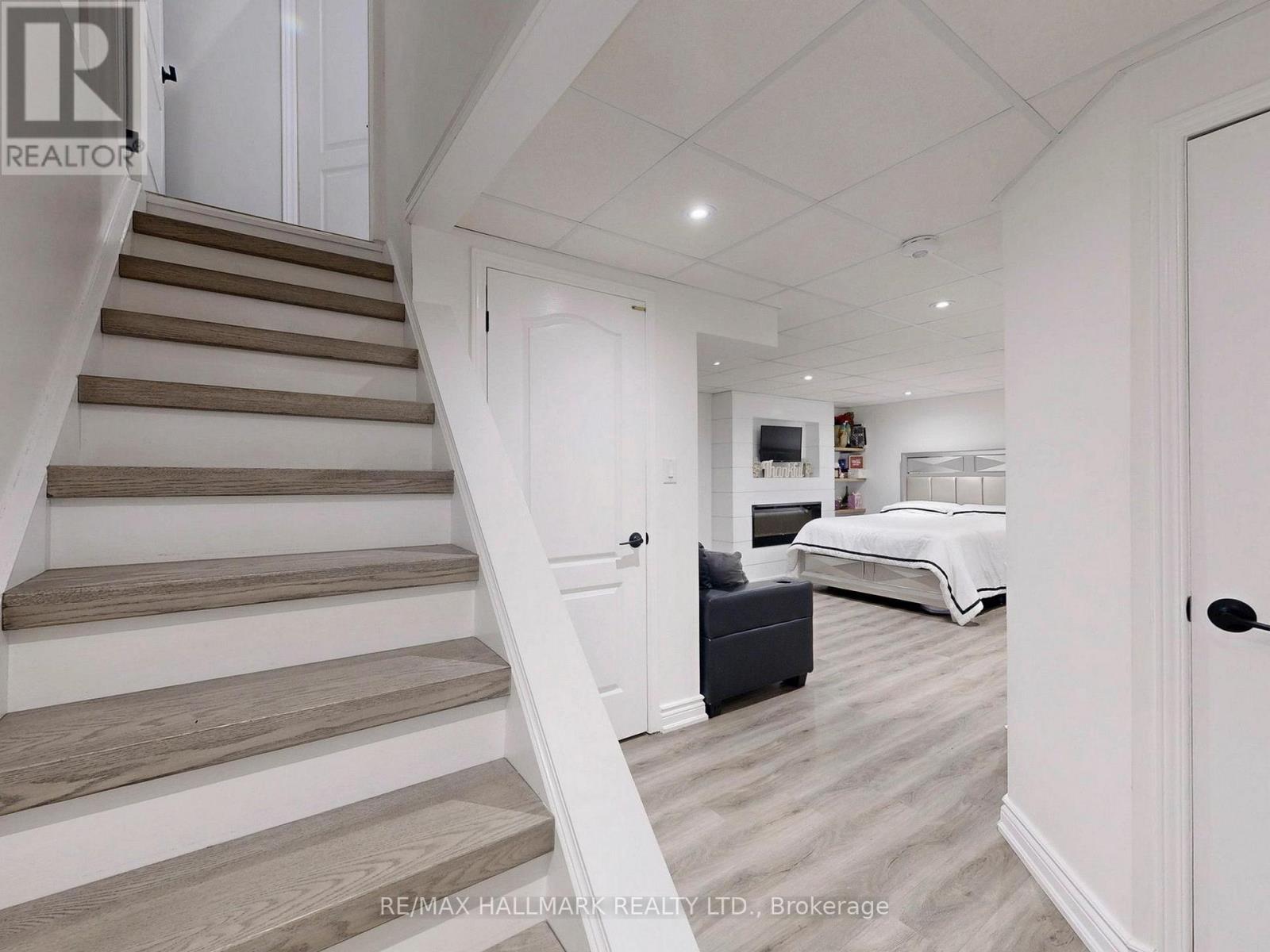 22 Laura Sabrina Drive, Vaughan, Ontario  L4H 1M6 - Photo 25 - N12320143