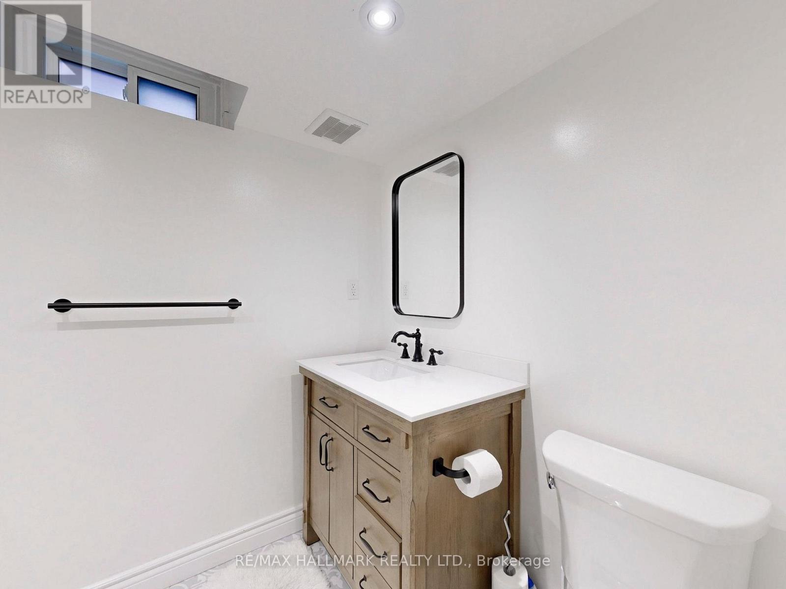 22 Laura Sabrina Drive, Vaughan, Ontario  L4H 1M6 - Photo 29 - N12320143