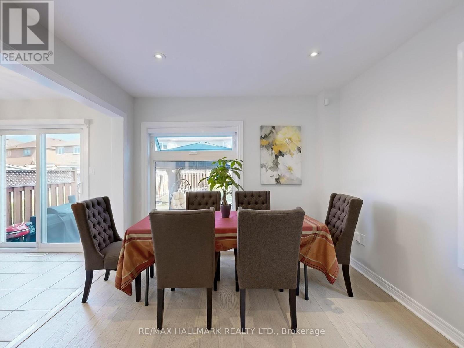 22 Laura Sabrina Drive, Vaughan, Ontario  L4H 1M6 - Photo 8 - N12320143