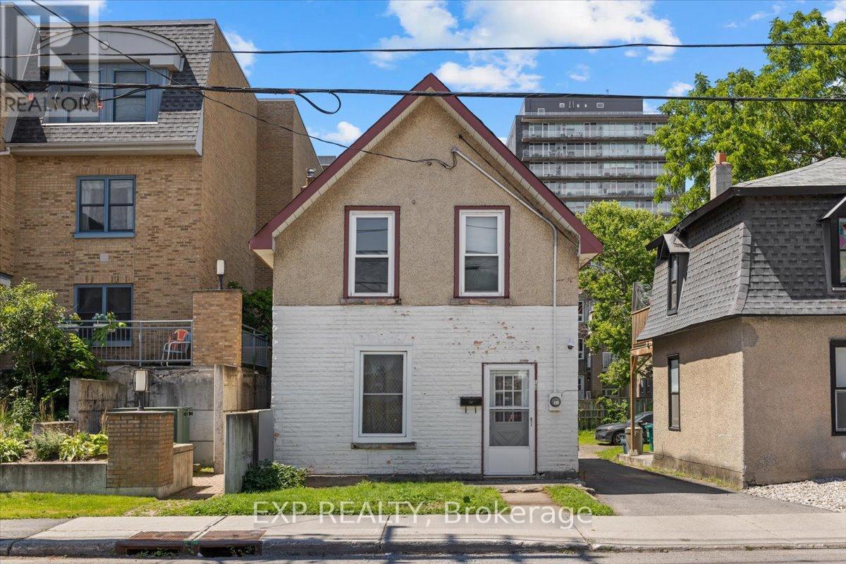 Property at 198 HINCHEY AVENUE image 1