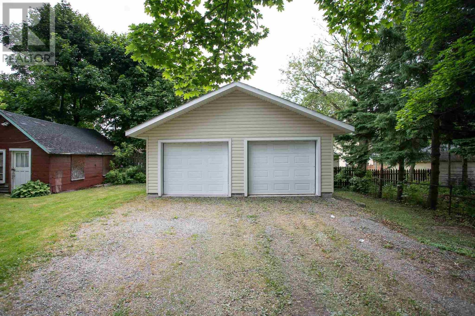 188 Church St, Sault Ste. Marie, Ontario  P6A 3H5 - Photo 9 - SM250780