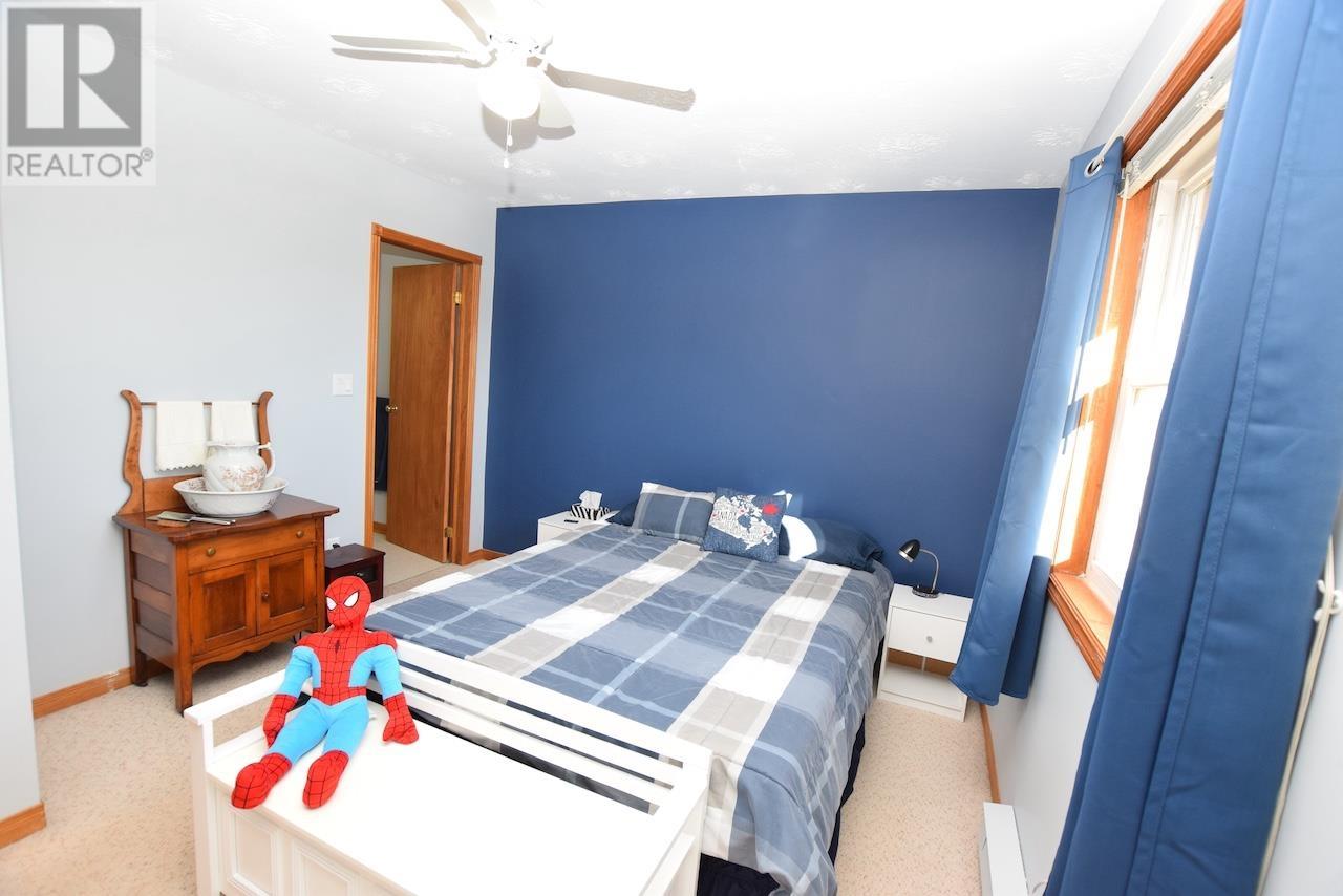 241 Woodward Ave, Blind River, Ontario  P0R 1B0 - Photo 18 - SM250123