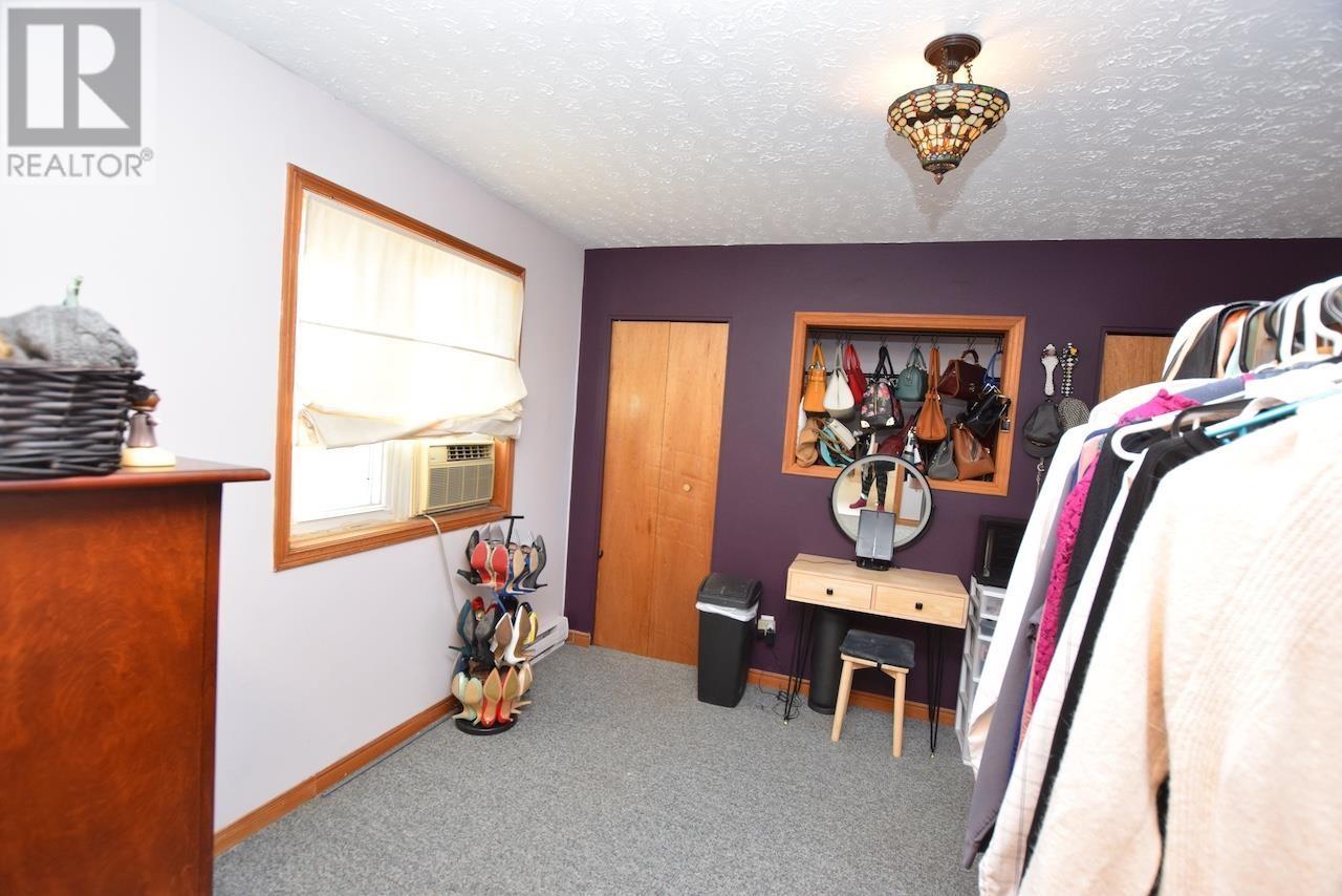241 Woodward Ave, Blind River, Ontario  P0R 1B0 - Photo 21 - SM250123