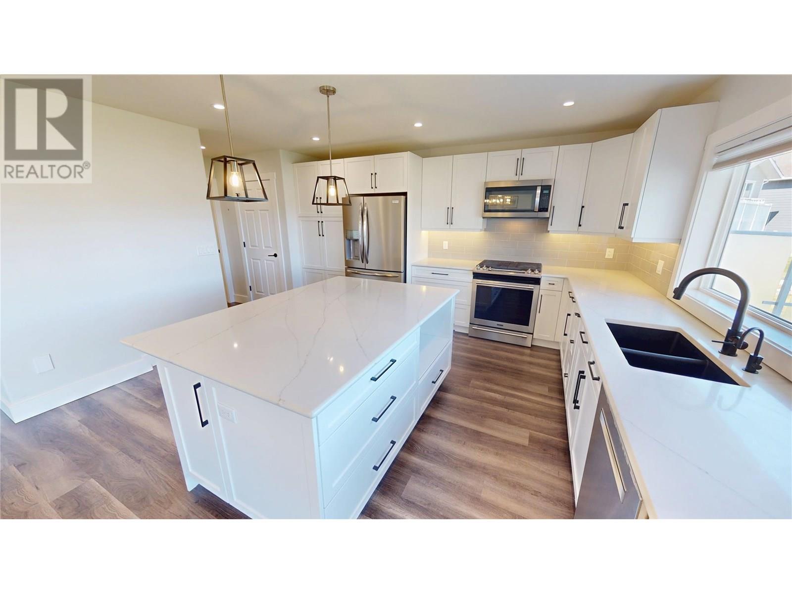 350 Legacy Lookout, Cranbrook, British Columbia V1C 0E4 - Photo 6 - 10344732