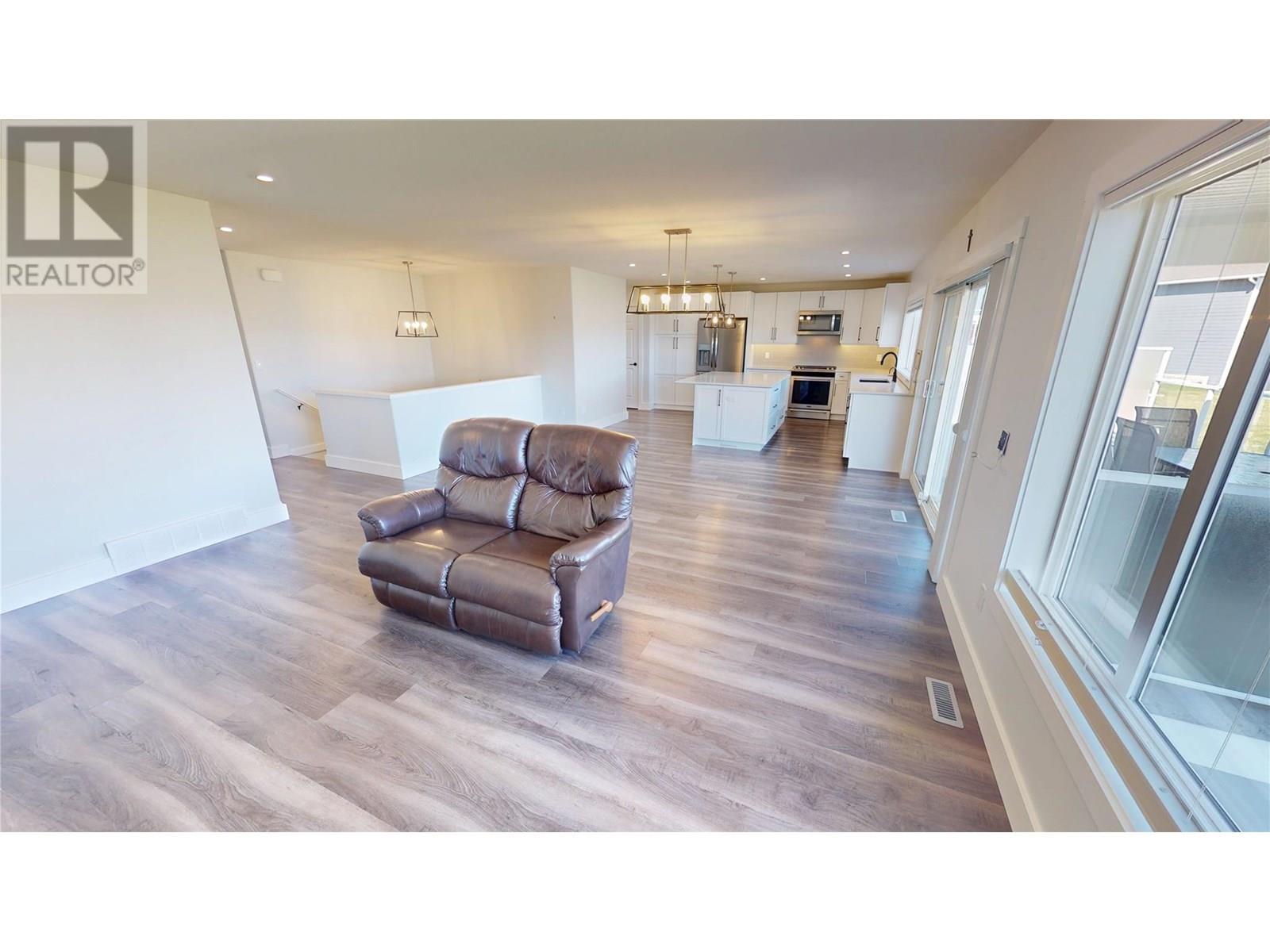 350 Legacy Lookout, Cranbrook, British Columbia V1C 0E4 - Photo 10 - 10344732