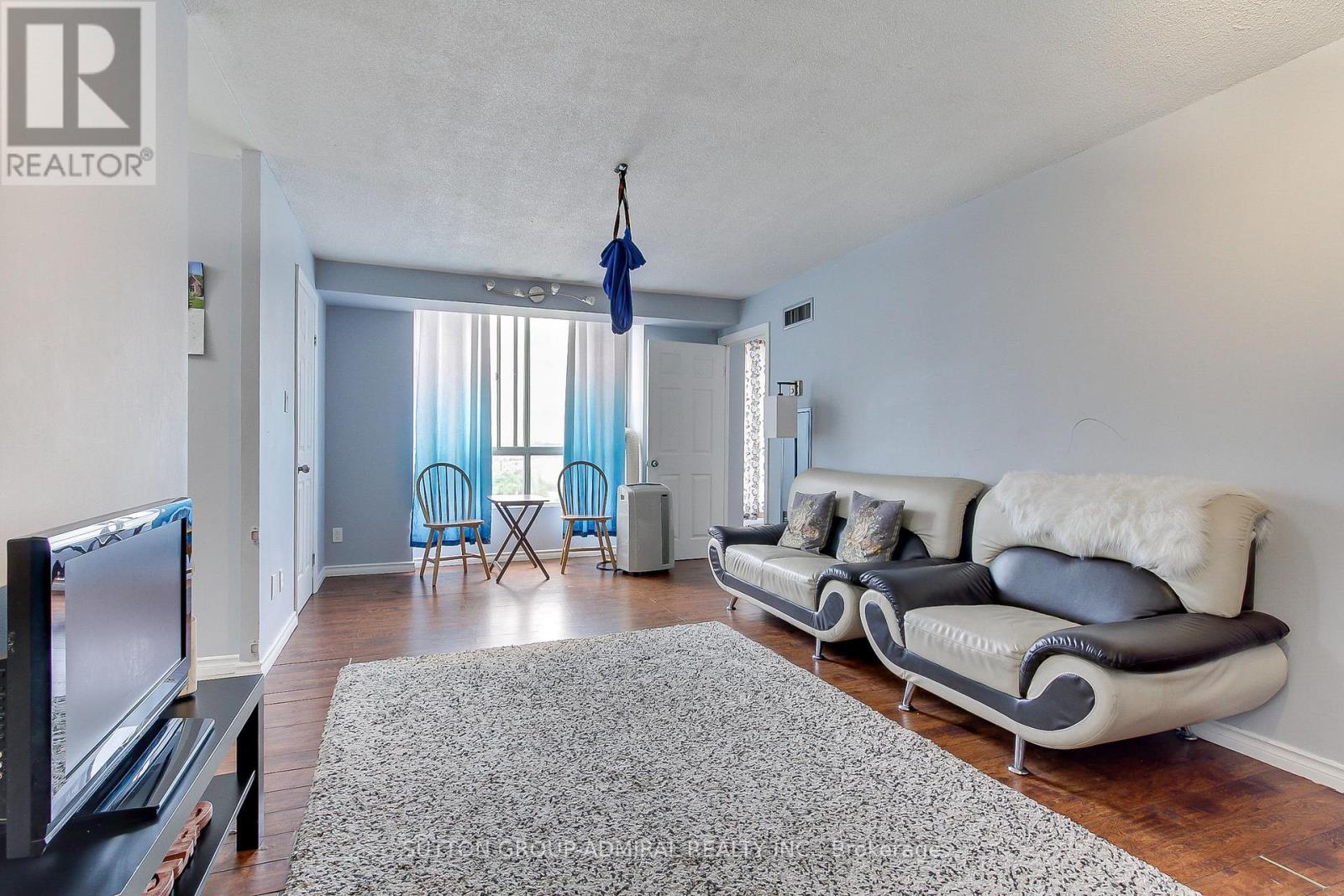 1205 - 2470 Eglinton Avenue W, Toronto, Ontario  M6M 5E7 - Photo 10 - W12320195
