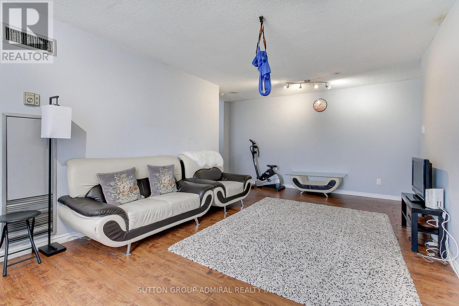 1205 - 2470 Eglinton Avenue W, Toronto, Ontario  M6M 5E7 - Photo 12 - W12320195