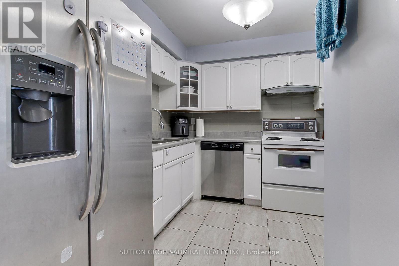 1205 - 2470 Eglinton Avenue W, Toronto, Ontario  M6M 5E7 - Photo 14 - W12320195