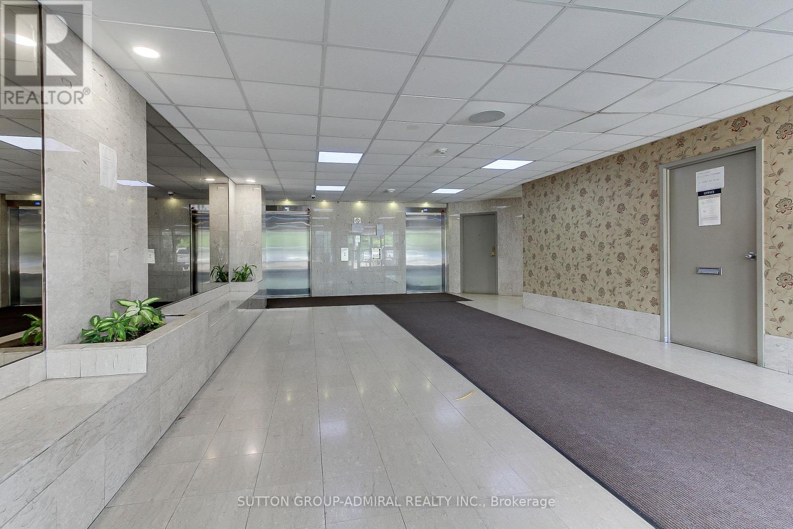 1205 - 2470 Eglinton Avenue W, Toronto, Ontario  M6M 5E7 - Photo 6 - W12320195