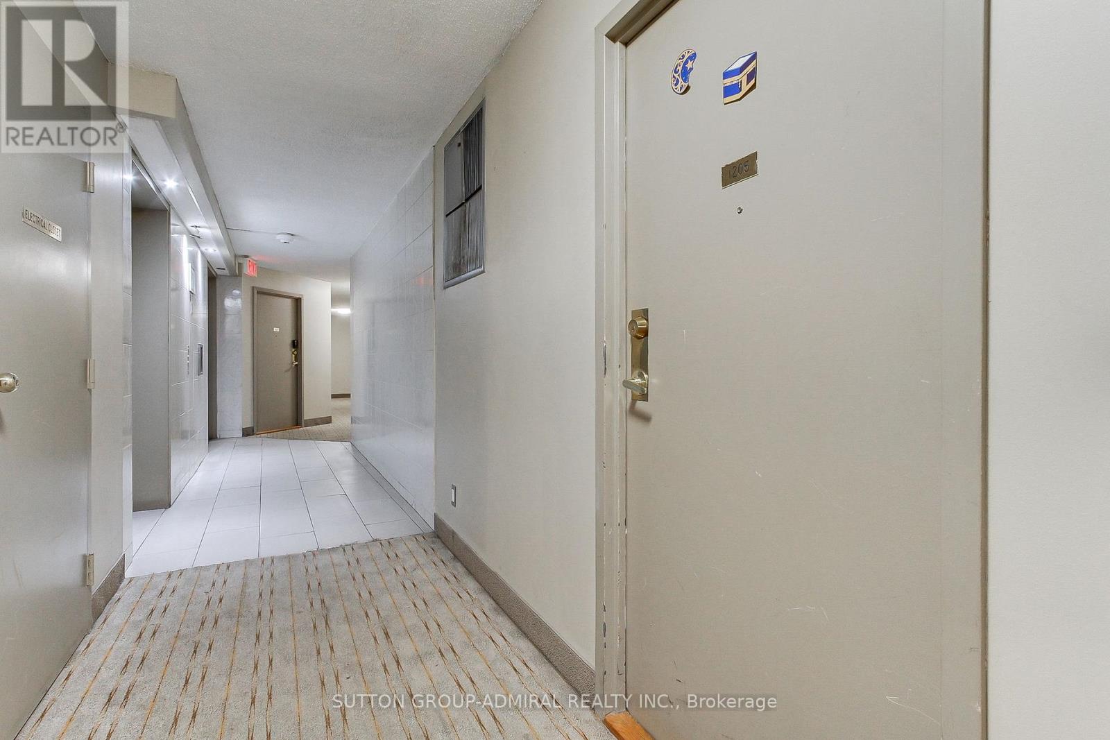 1205 - 2470 Eglinton Avenue W, Toronto, Ontario  M6M 5E7 - Photo 7 - W12320195