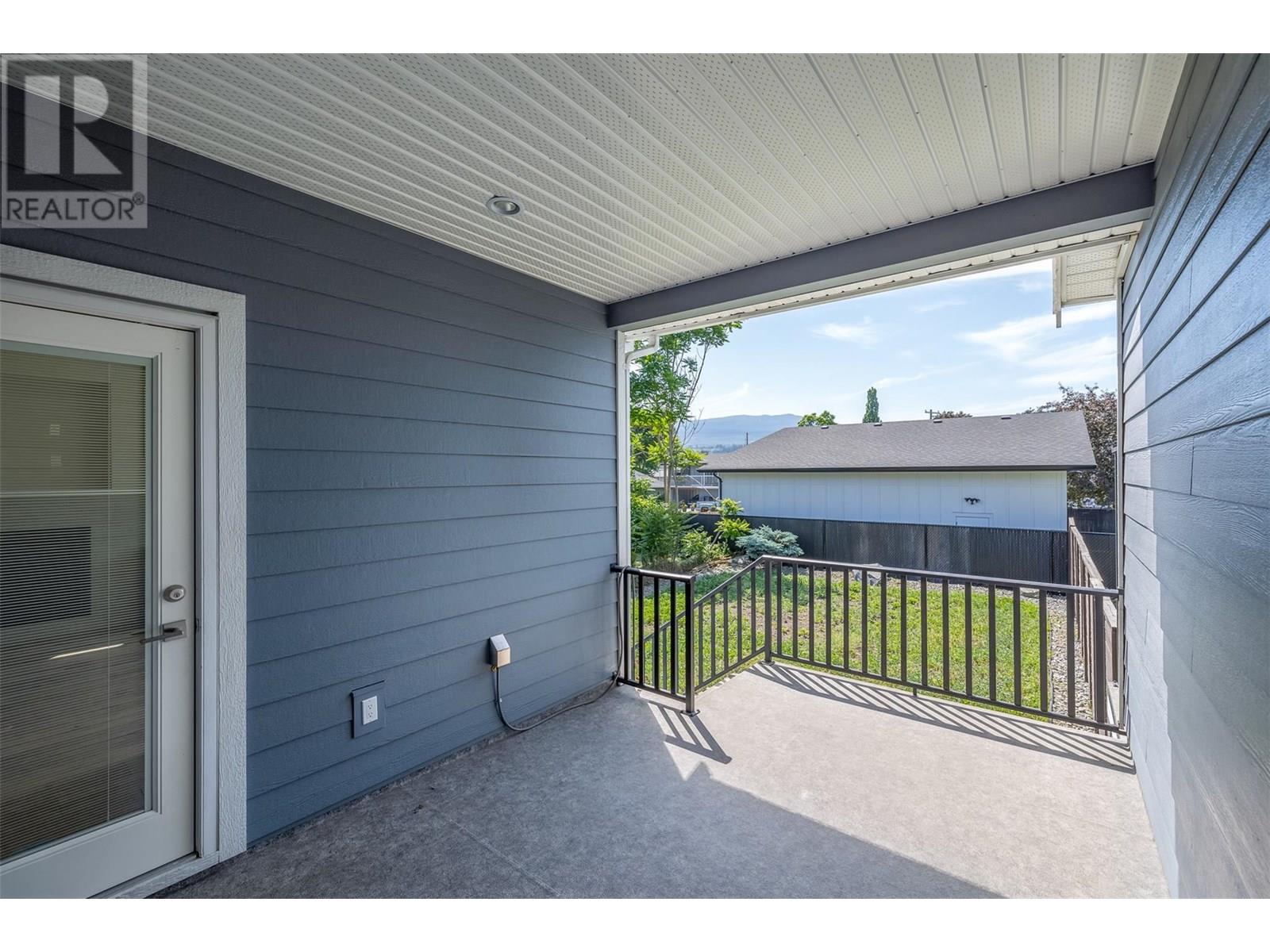 1753 Klo Road, Kelowna, British Columbia  V1W 3P3 - Photo 10 - 10358057