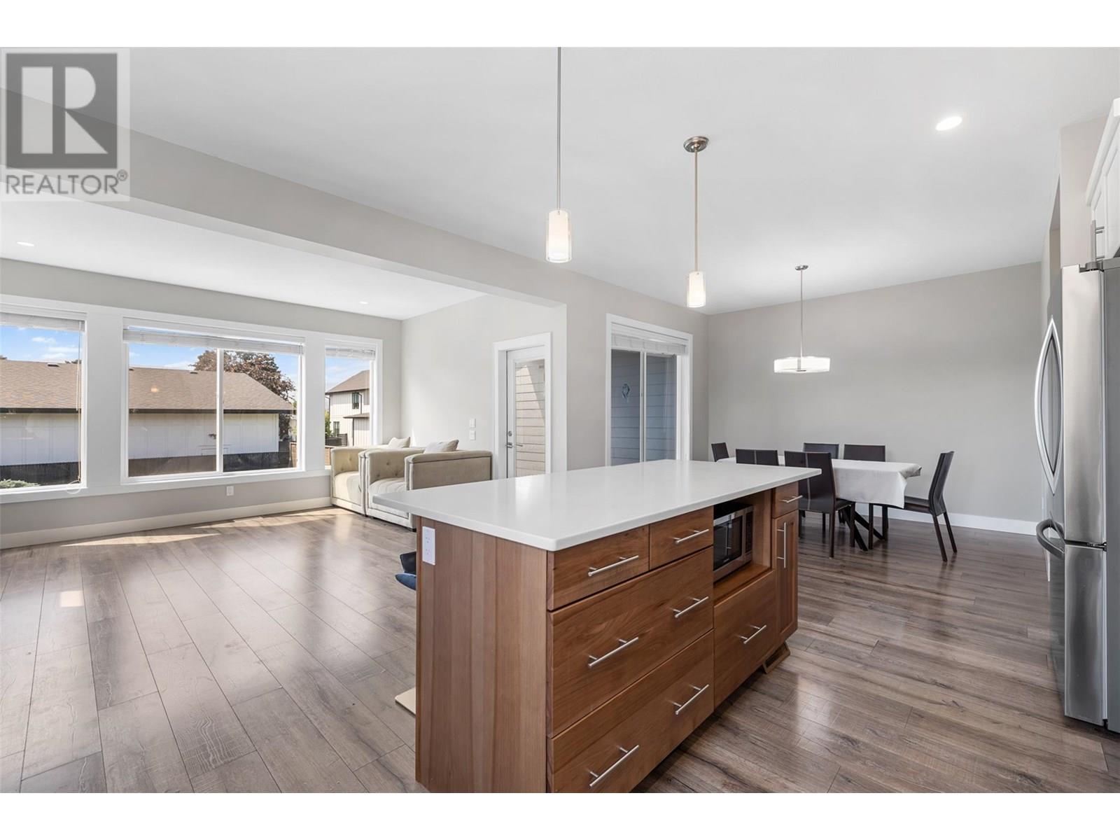 1753 Klo Road, Kelowna, British Columbia  V1W 3P3 - Photo 8 - 10358057
