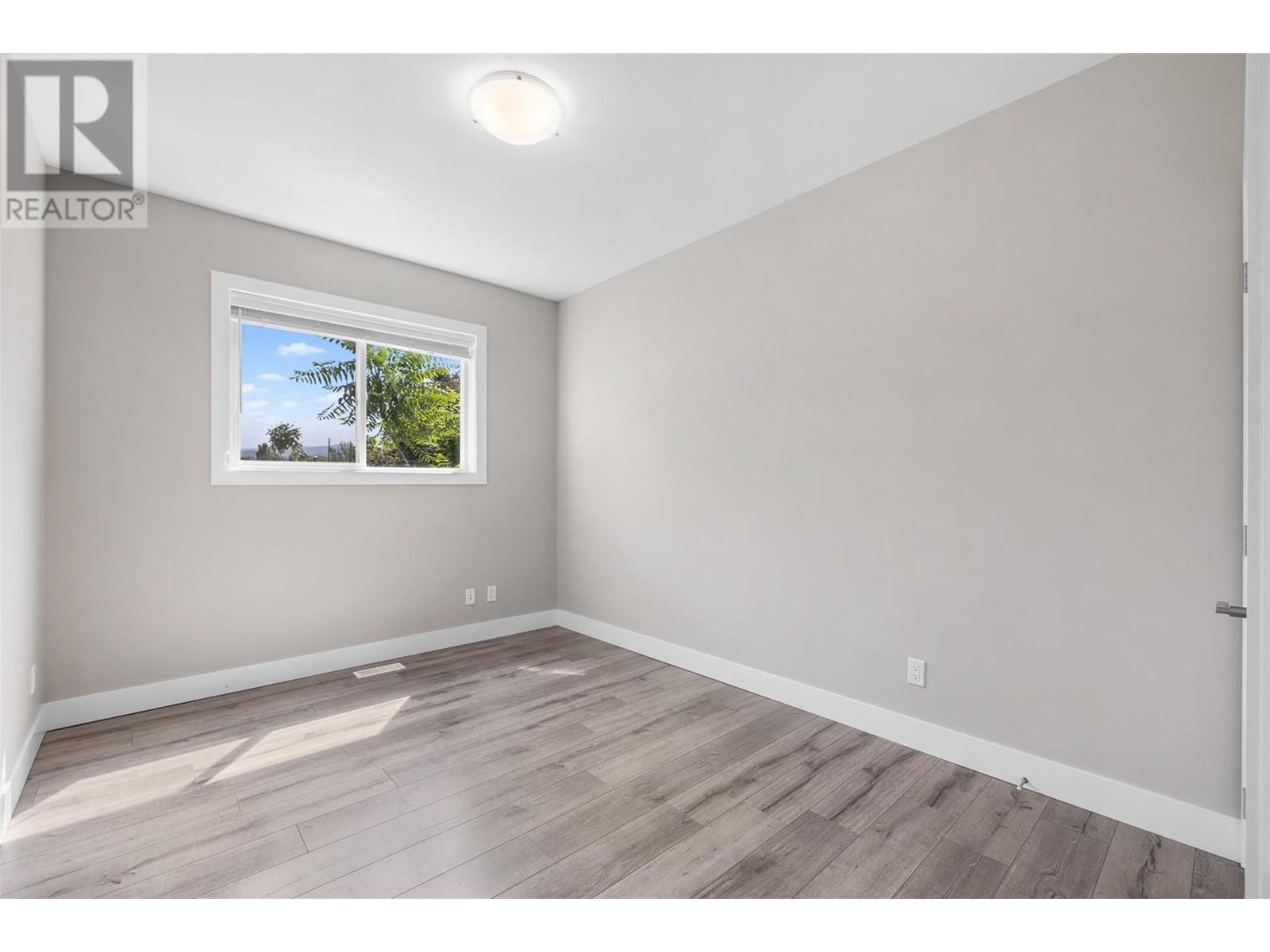 1753 Klo Road, Kelowna, British Columbia  V1W 3P3 - Photo 15 - 10358057