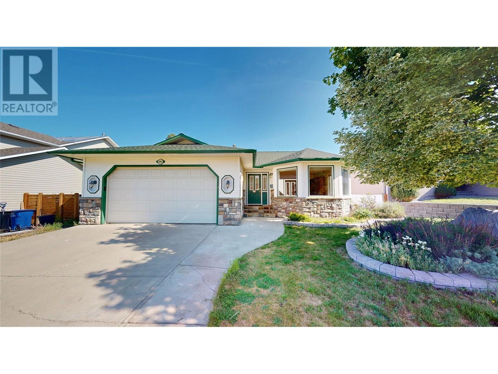 1812 12th Street S, Cranbrook, British Columbia V1C 6M7 - Photo 1 - 10358078