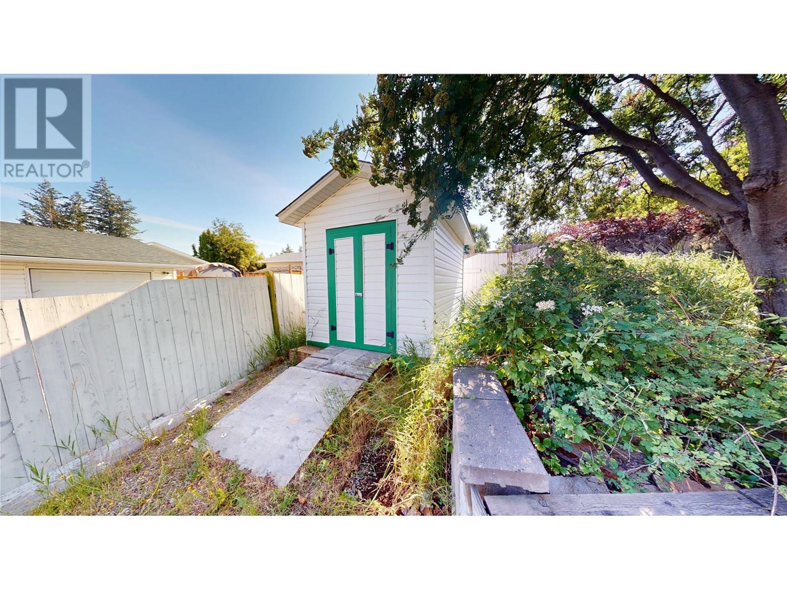 1812 12th Street S, Cranbrook, British Columbia V1C 6M7 - Photo 37 - 10358078