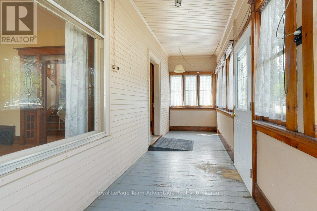 71 Gibson Street, Parry Sound, Ontario  P2A 1X2 - Photo 7 - X12320266