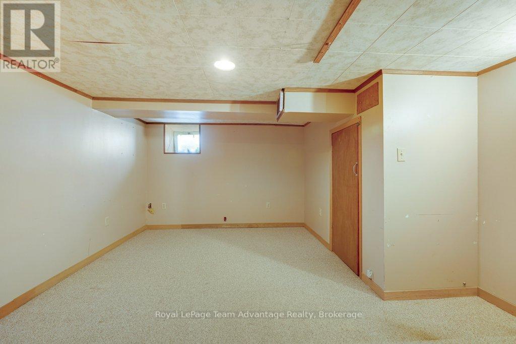 71 Gibson Street, Parry Sound, Ontario  P2A 1X2 - Photo 23 - X12320266