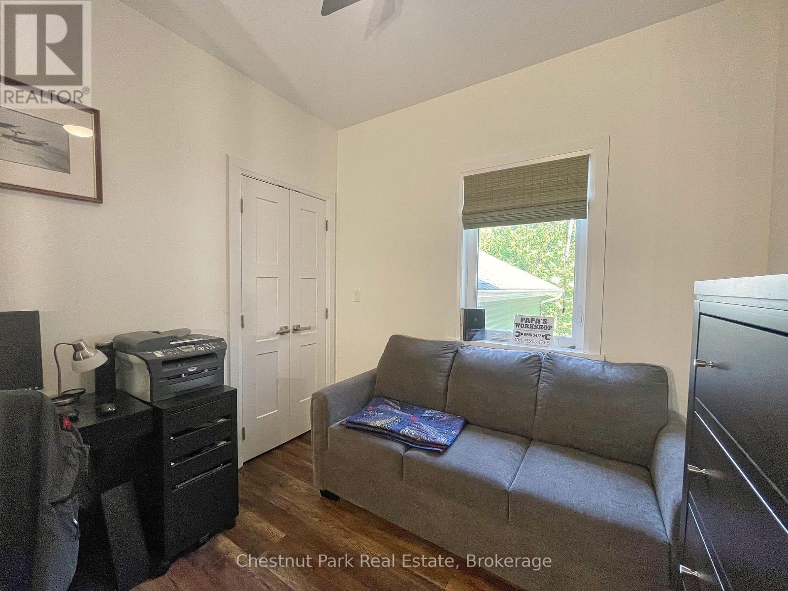 18 Telford Street, South Bruce Peninsula, Ontario  N0H 2T0 - Photo 17 - X12320288