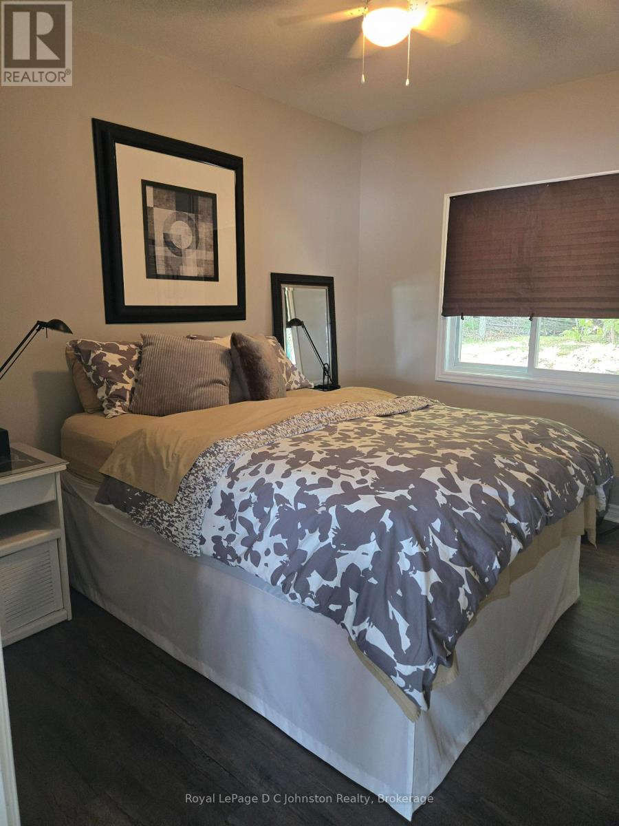247 Big Island Bel Lk E, Havelock-Belmont-Methuen, Ontario  K0L 1Z0 - Photo 15 - X12320276