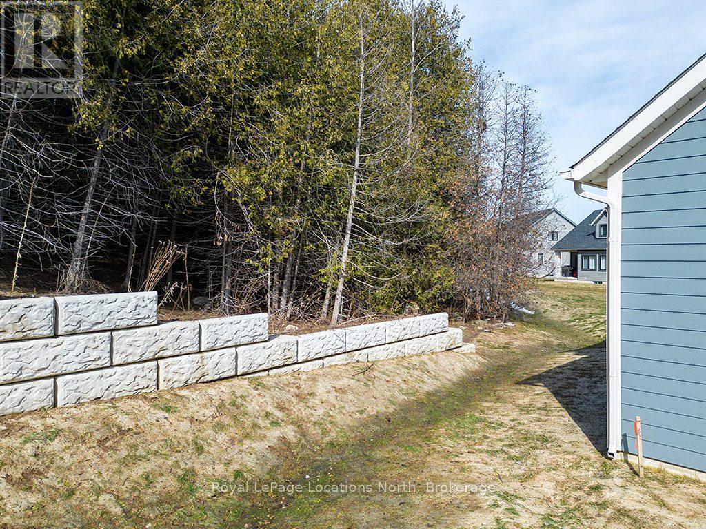 124 Beacon Drive, Blue Mountains, Ontario  N0H 2P0 - Photo 17 - X12320351