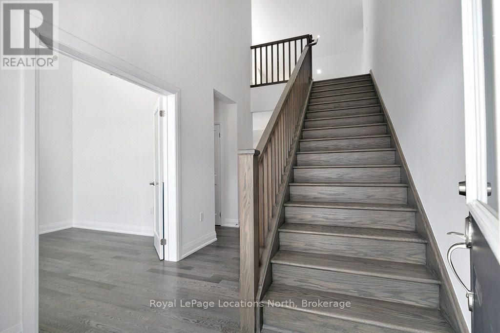 124 Beacon Drive, Blue Mountains, Ontario  N0H 2P0 - Photo 13 - X12320351