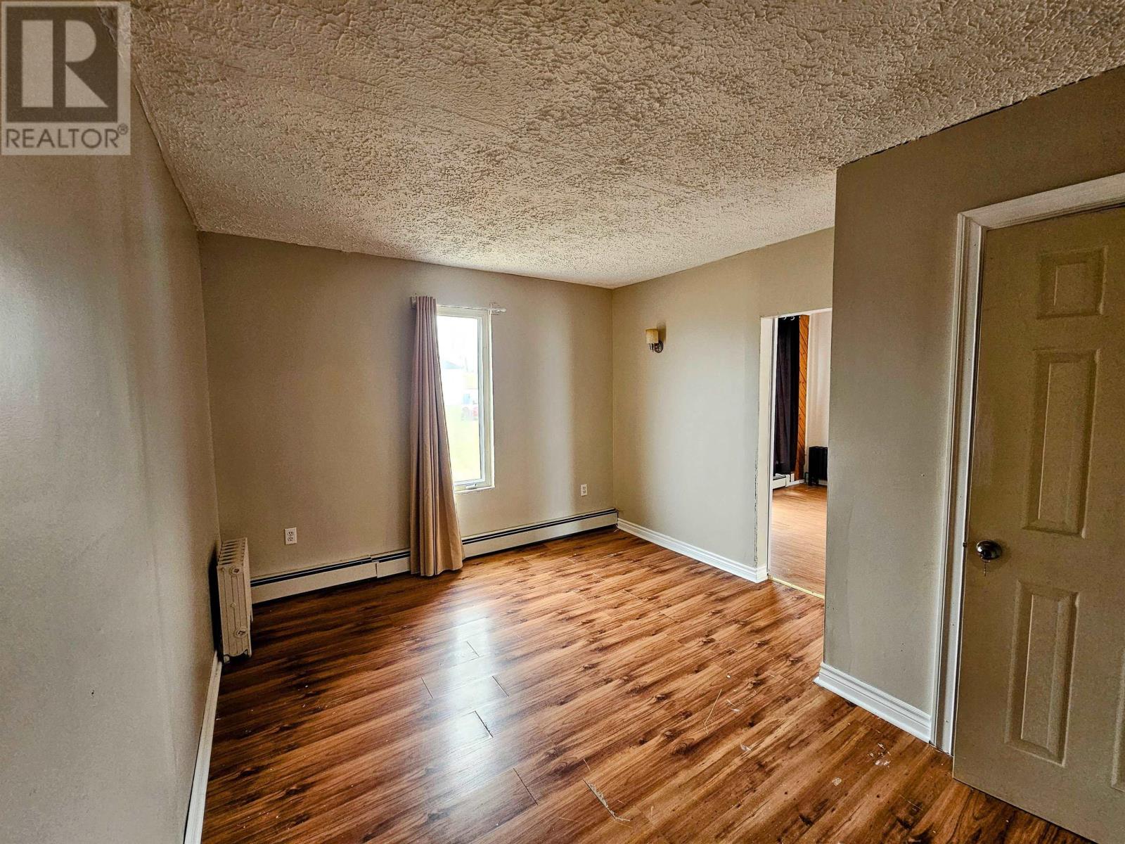 115 Connaught Avenue, Glace Bay, Nova Scotia  B1A 4R4 - Photo 7 - 202508360