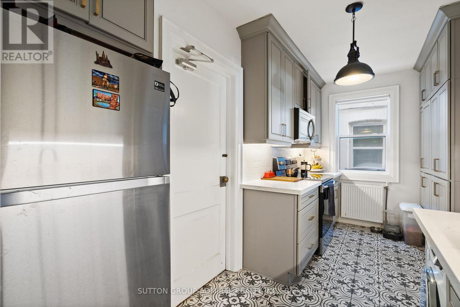 49 & 51 Wineva Avenue, Toronto, Ontario  M4E 2T1 - Photo 10 - E12320335