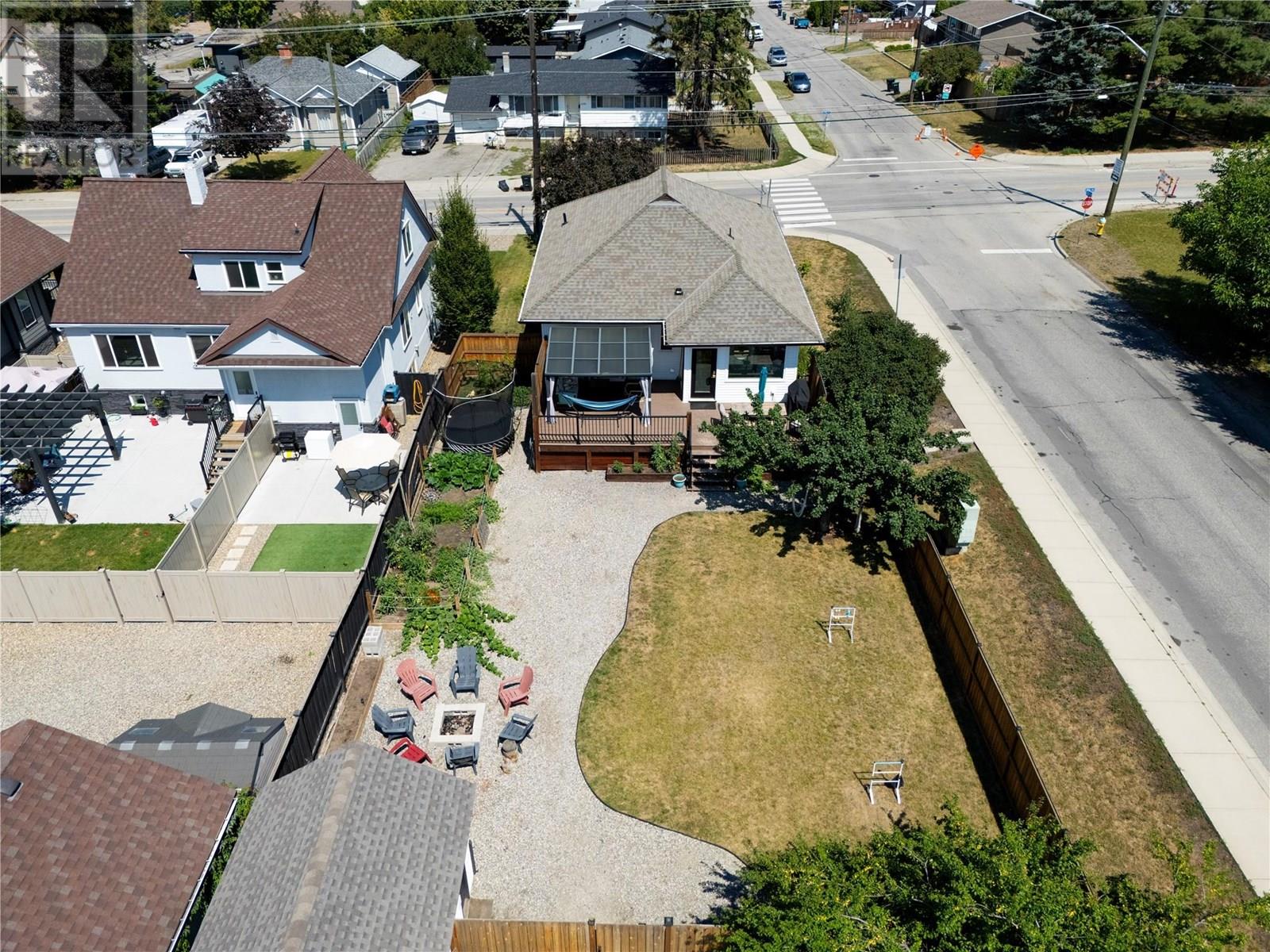 2500 39 Avenue, Vernon, British Columbia  V1T 3B5 - Photo 66 - 10356551