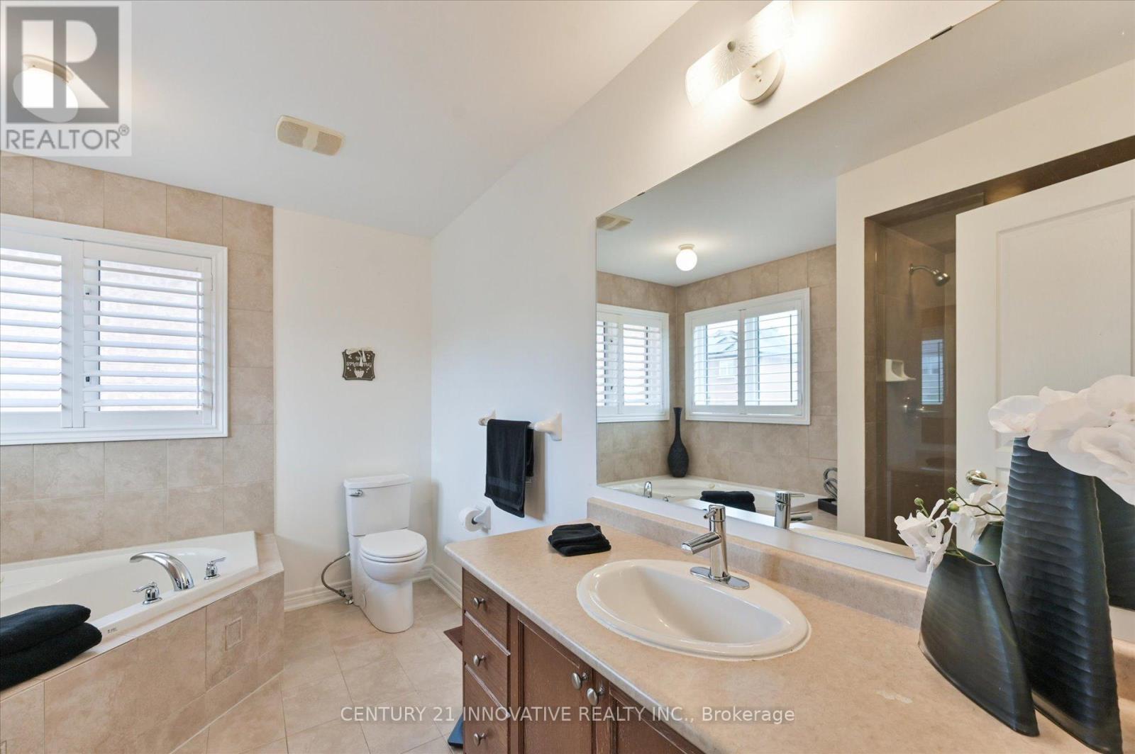 92 Riverwalk Drive, Markham, Ontario  L6B 0B9 - Photo 35 - N12320205
