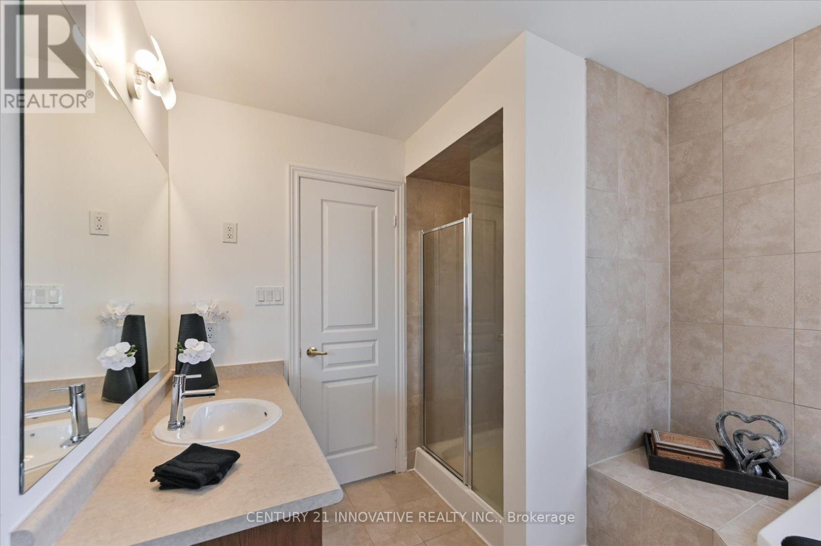 92 Riverwalk Drive, Markham, Ontario  L6B 0B9 - Photo 36 - N12320205