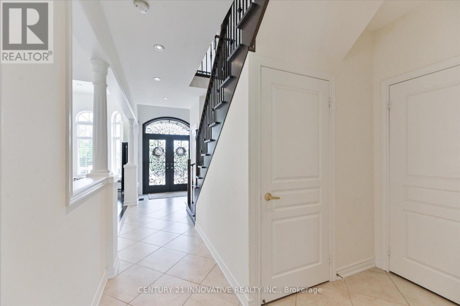 92 Riverwalk Drive, Markham, Ontario  L6B 0B9 - Photo 6 - N12320205