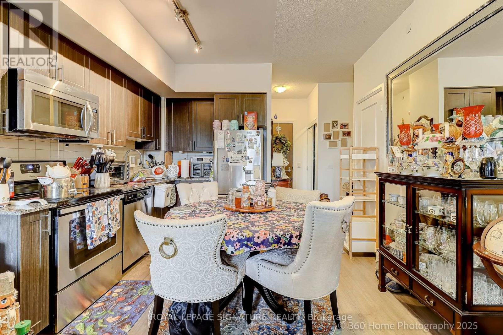 212 - 7890 Bathurst Street, Vaughan, Ontario  L5J 0J8 - Photo 10 - N12320310