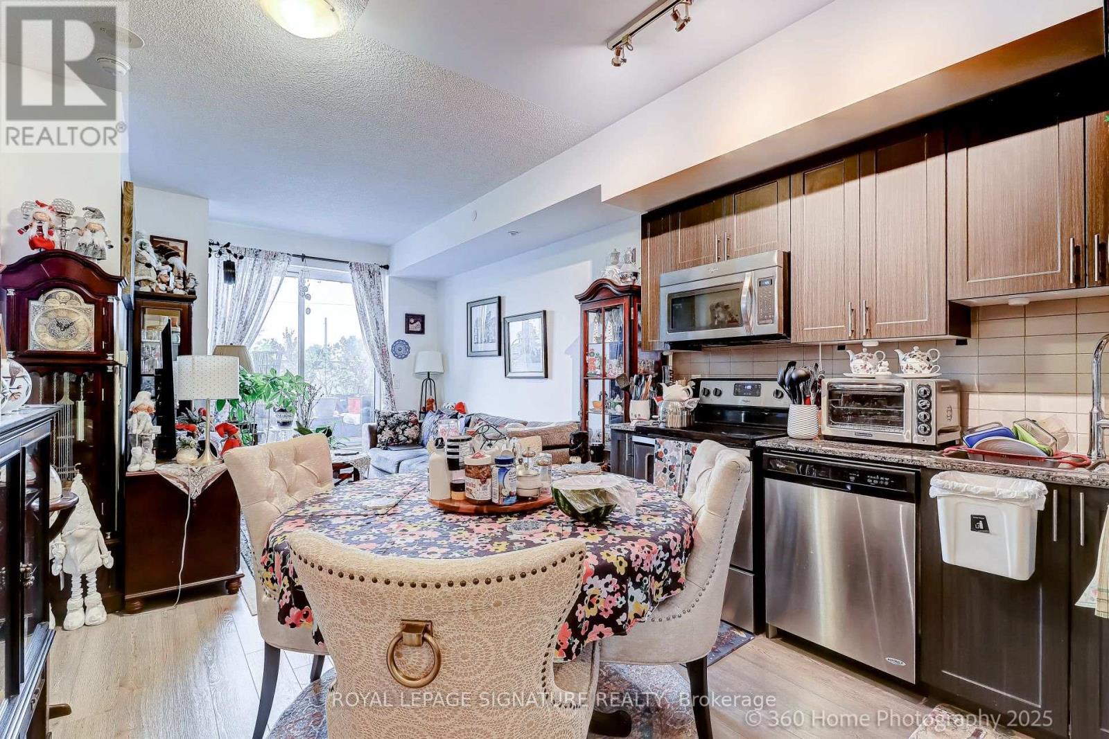 212 - 7890 Bathurst Street, Vaughan, Ontario  L5J 0J8 - Photo 7 - N12320310