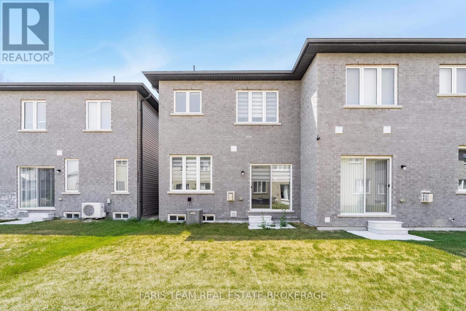 7 Lisa Street, Wasaga Beach, Ontario  L9Z 0K9 - Photo 20 - S12320349