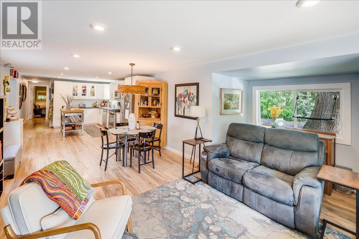 4029 Broadwater Road Unit# 16, Robson, British Columbia  V1N 4V6 - Photo 29 - 10358099