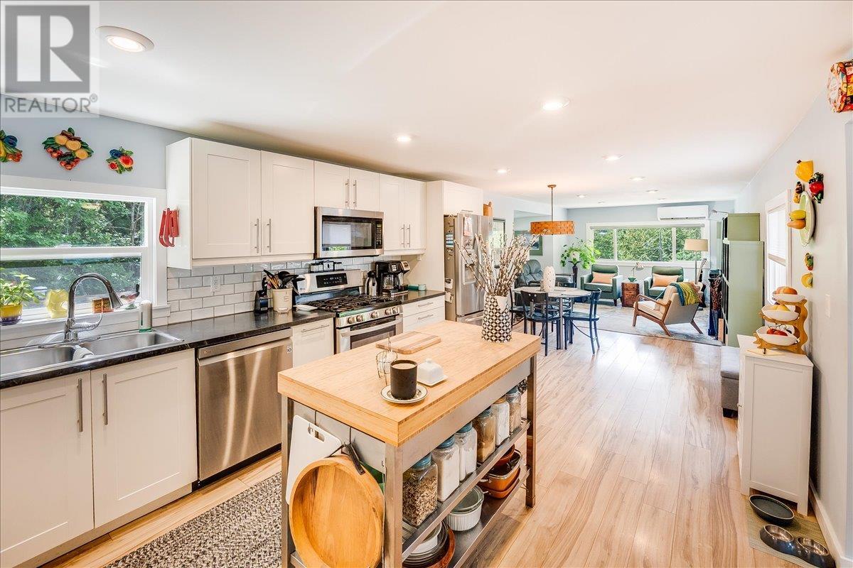 4029 Broadwater Road Unit# 16, Robson, British Columbia  V1N 4V6 - Photo 21 - 10358099
