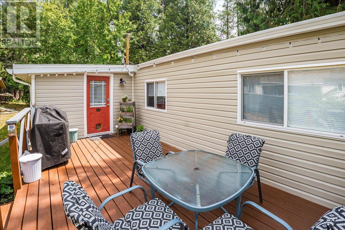 4029 Broadwater Road Unit# 16, Robson, British Columbia  V1N 4V6 - Photo 12 - 10358099