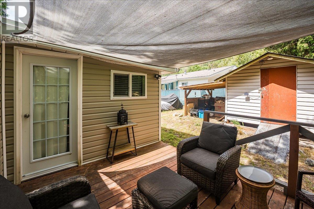 4029 Broadwater Road Unit# 16, Robson, British Columbia  V1N 4V6 - Photo 41 - 10358099