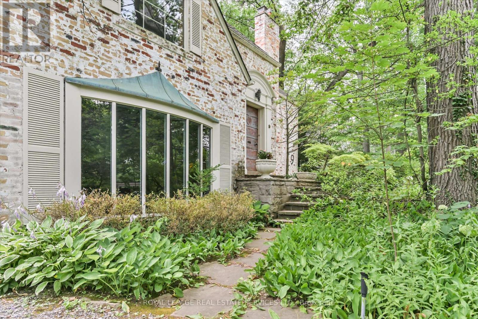 Property at 9 EDENBRIDGE DRIVE image 3
